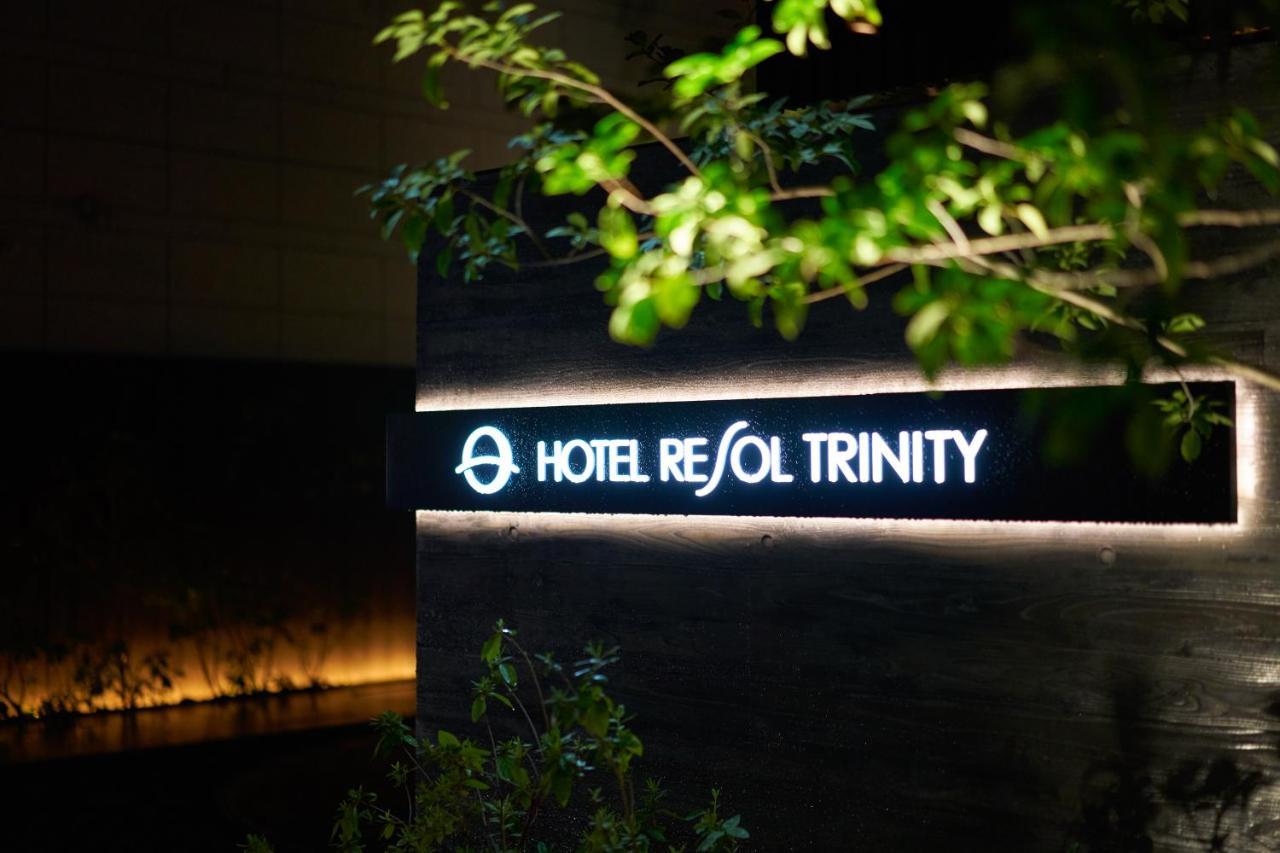 Hotel Resol Trinity Osaka Bagian luar foto